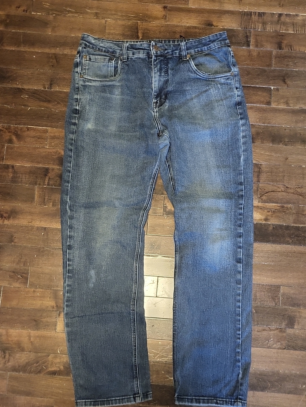 Classic Straight Fit Jeans in Blue Denim